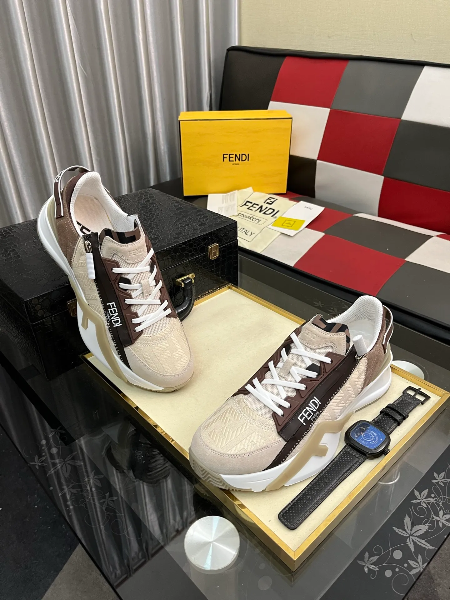 Men's men's shoes 💰540⌚️⌚️ FEND* — Fendi Flow men's casual sneakers, with elastic straps, side zippers, and corrugated soles engraved with F. Embossed Fendi Flow lettering on the heel. Made of technical fabric and a mix of blue and genuine leather. Decorated with Lycra® details. FF graphic tongue. Ultra-light and wear-resistant EVA sole. Code number: 38-44